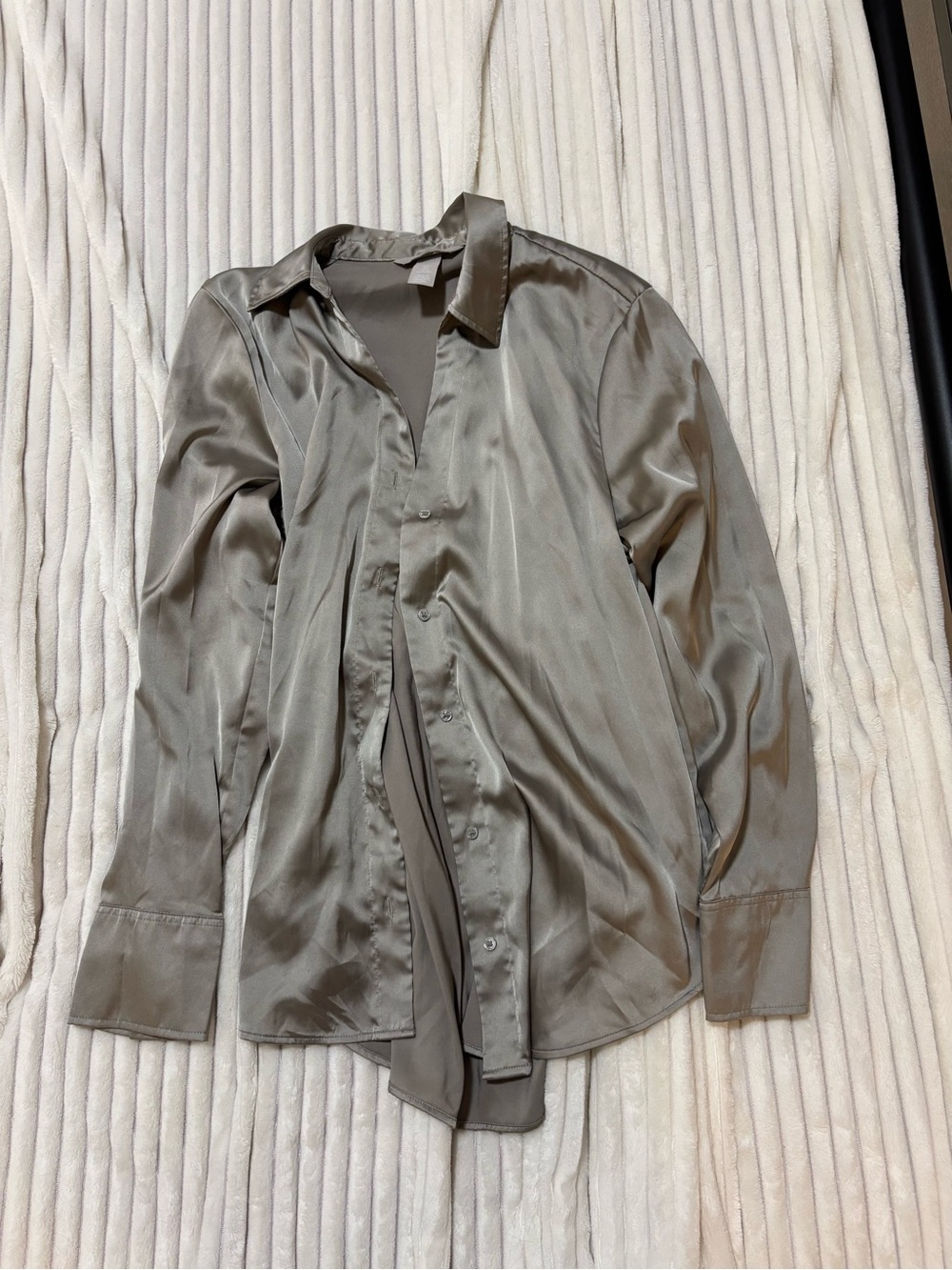 H&M Satin Button-Up Blouse in Taupe Gray